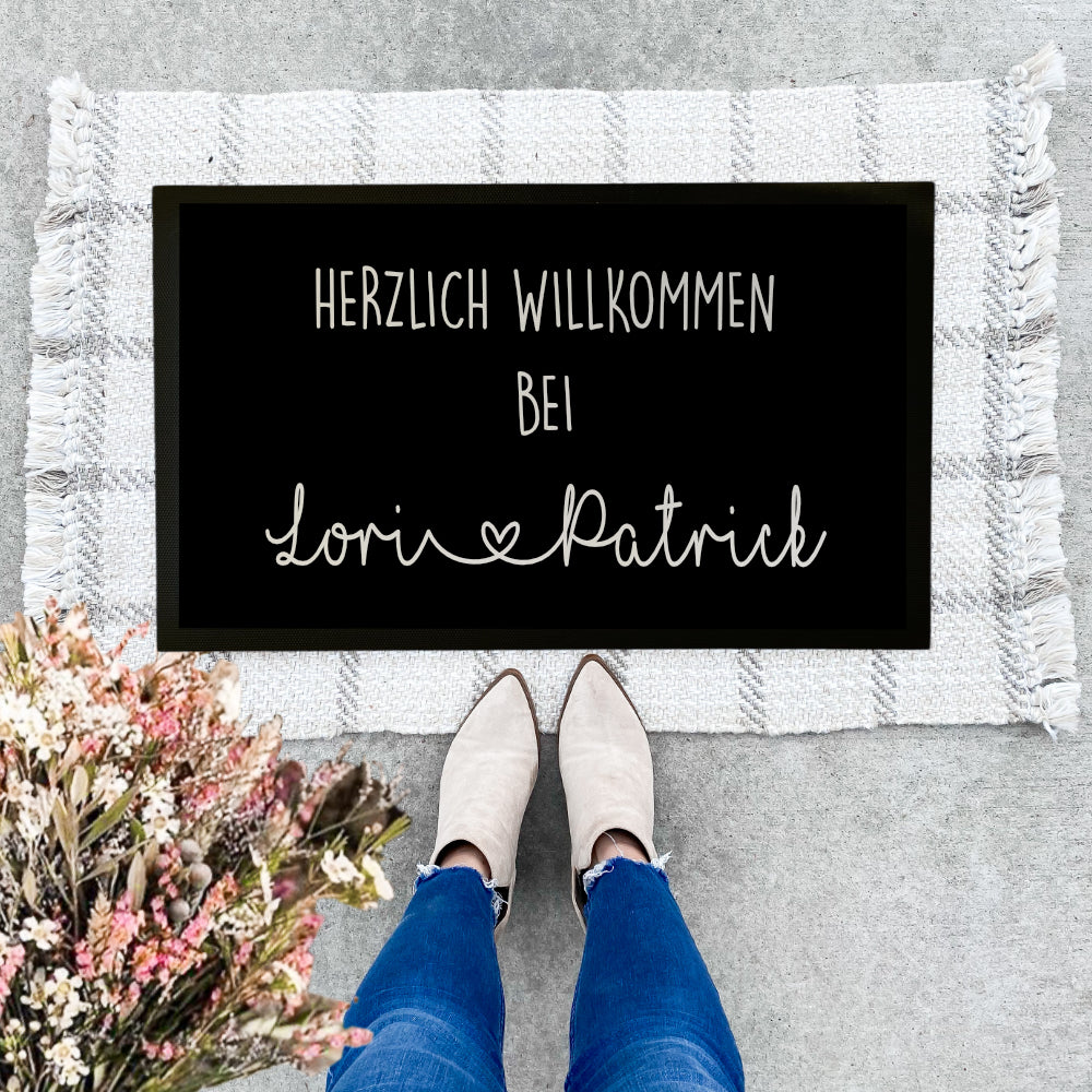 Personalisierte Fußmatte Herzlich Willkommen mit Namen Fussmatte Geschenk Umzug Zuhause Familie Hochzeit Fußmatte